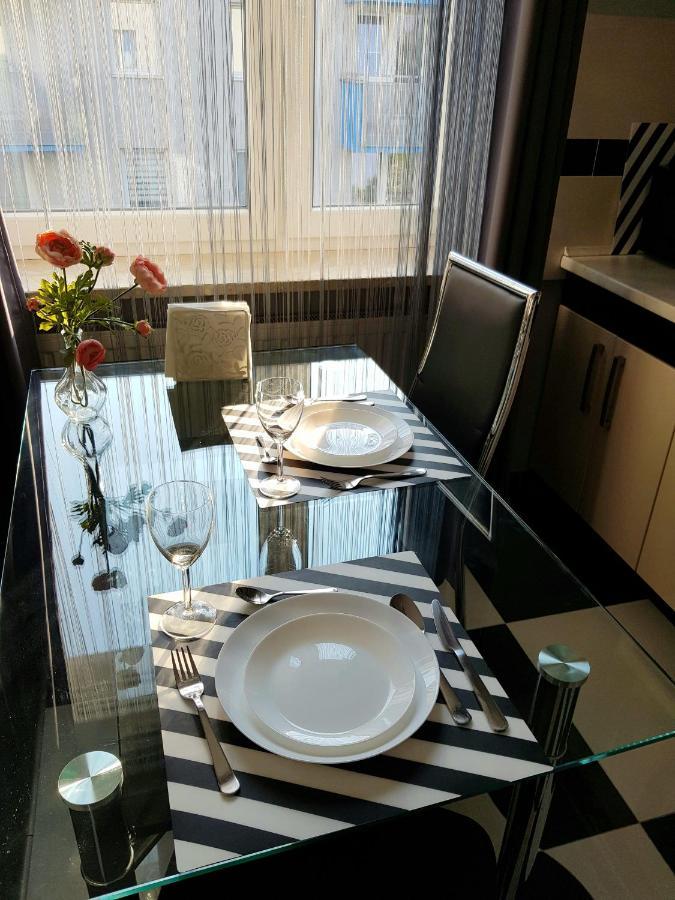 Apartment Luxury Oasis Srodmiescie Downtown 3 Os Krakow Luaran gambar